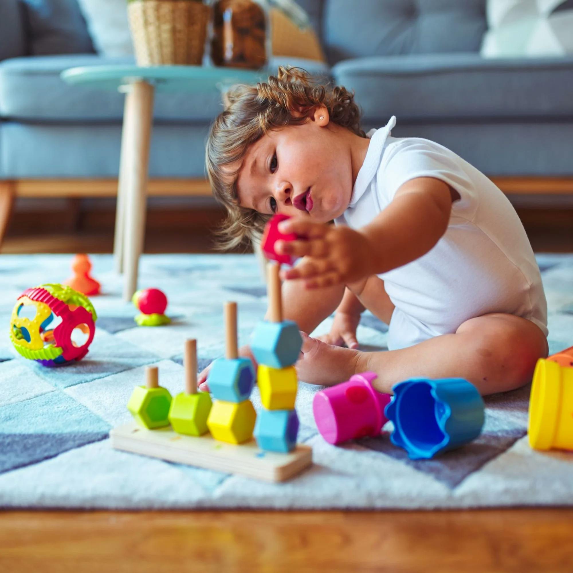 4 Strategies to Help Your Child Play Independently - Baby Chick